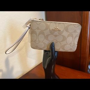 COACH Double Corner Zip Wristlet in Signature Canvas
